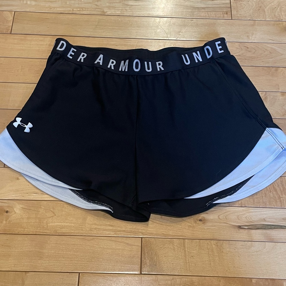 Under Armour shorts with pockets